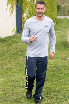 JOGGING OUVERT CÔTÉS