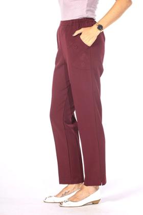 PANTALON AVEC BRODERIE