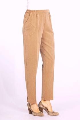 PANTALON AVEC BRODERIE