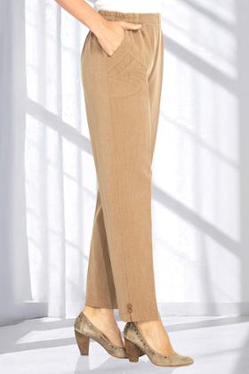 PANTALON AVEC BRODERIE