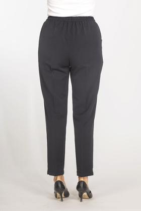 PANTALON AVEC BRODERIE