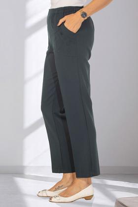 PANTALON AVEC BRODERIE