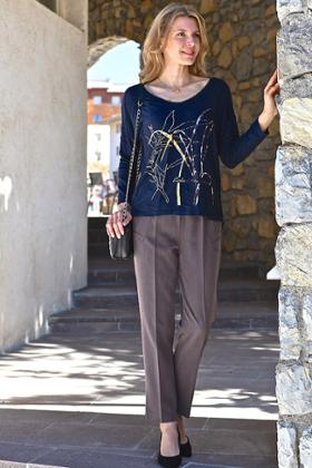 PANTALON AVEC BRODERIE