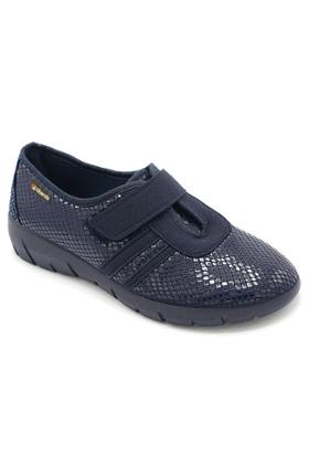 CHAUSSURES AVEC VELCRO