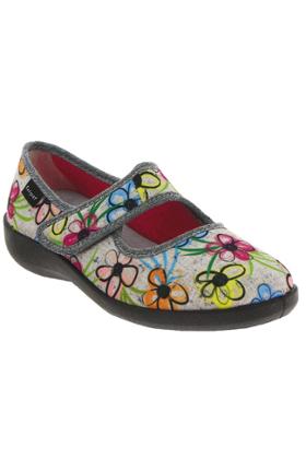 CHAUSSURES AVEC VELCRO