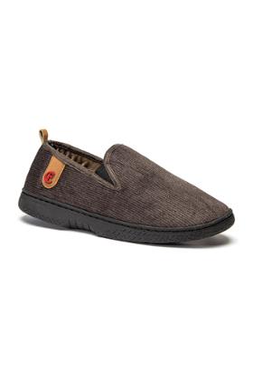 CHAUSSONS