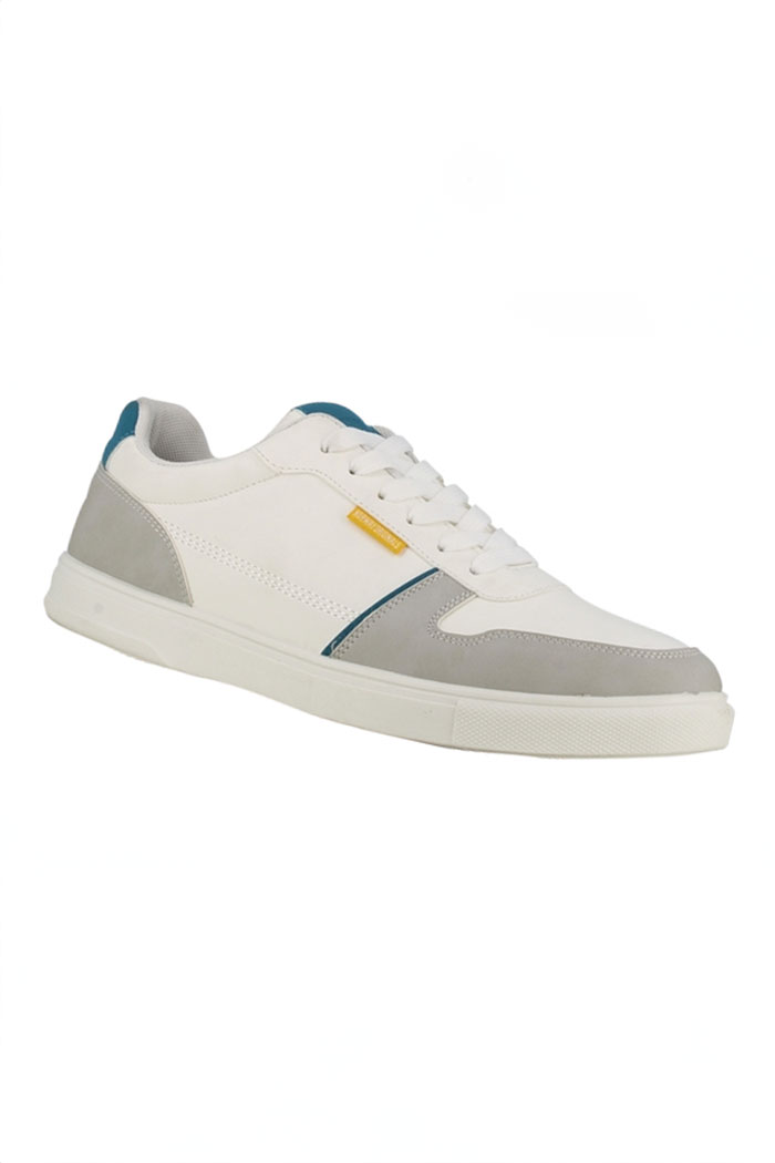CHAUSSURES A LACETS