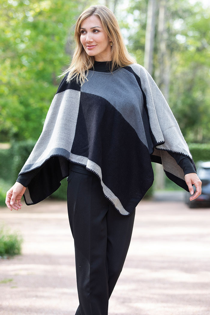 PONCHO SANS MANCHE